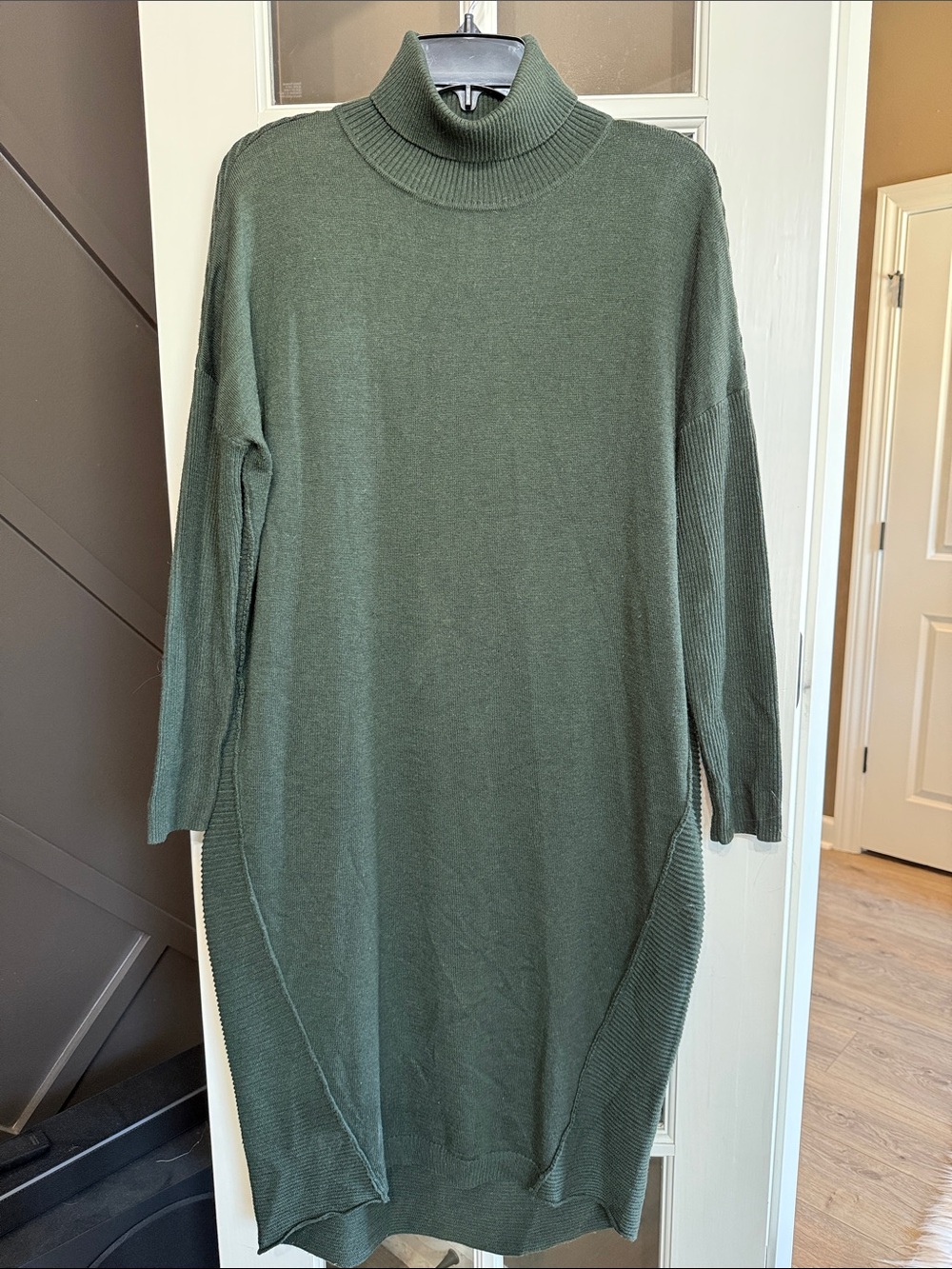 ASOS Green Turtleneck Knit Sweater Midi Dress 8